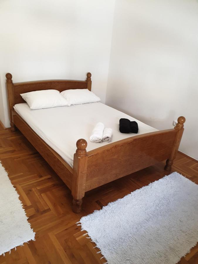 Apartman Mirage Sremska Mitrovica Exterior foto